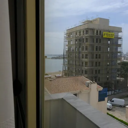 Sea View Family